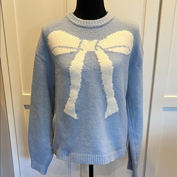 a new day Sweaters - a new day Light Blue White Bow Sweater Size S